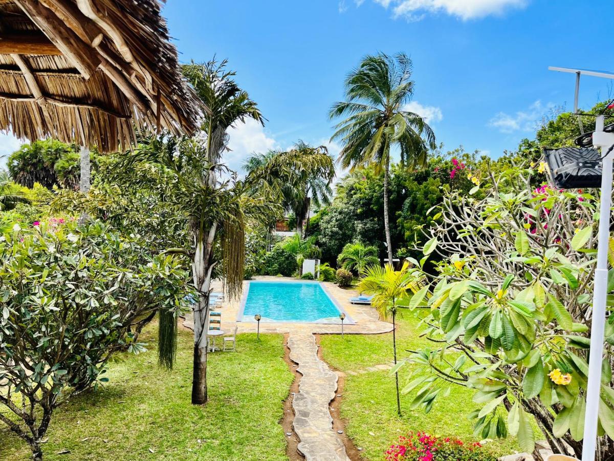 White Nyumba Malindi Exterior foto
