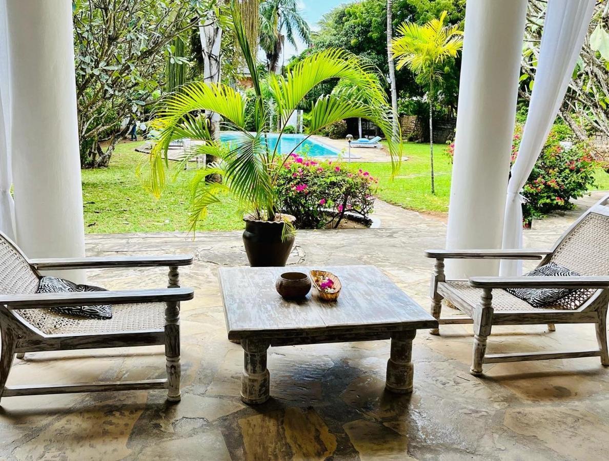 White Nyumba Malindi Exterior foto