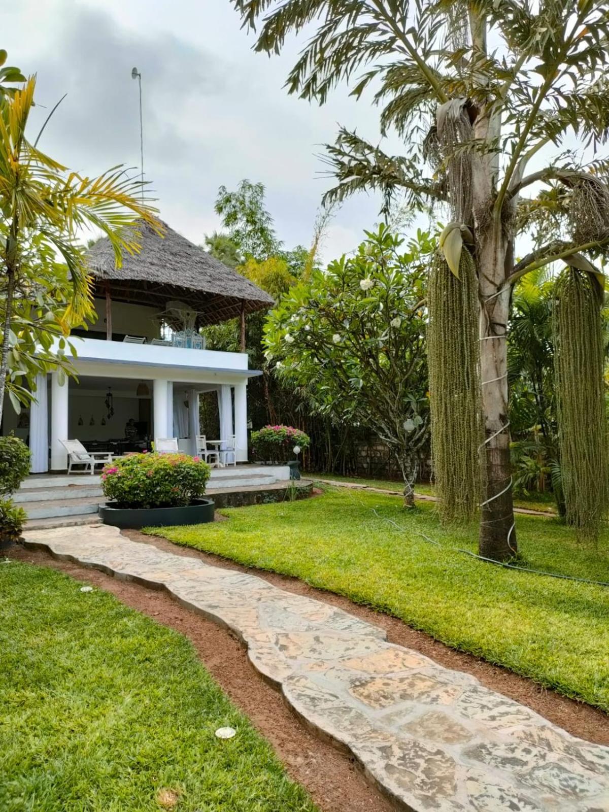 White Nyumba Malindi Exterior foto
