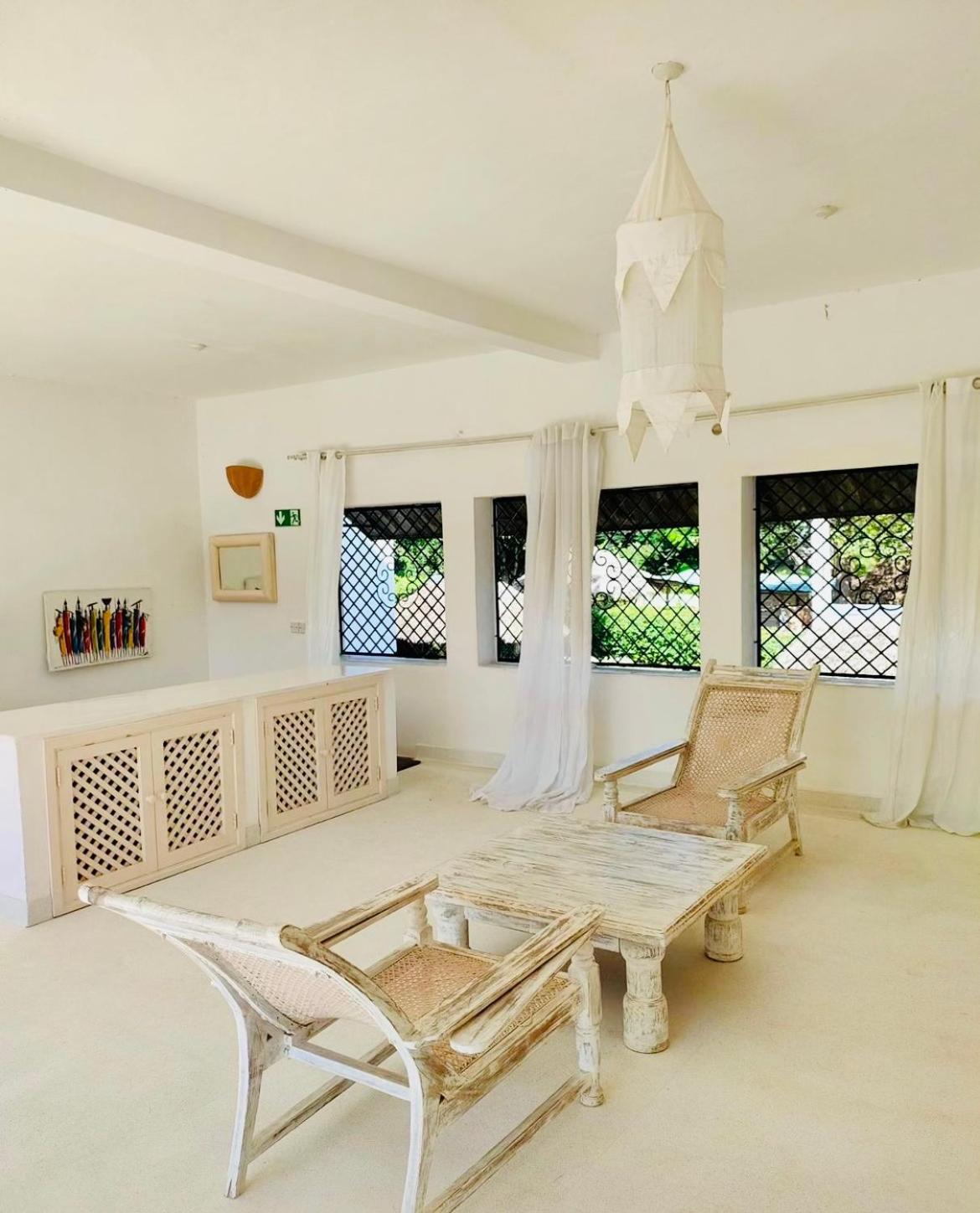 White Nyumba Malindi Exterior foto