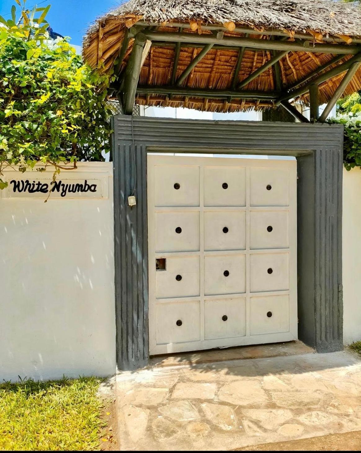 White Nyumba Malindi Exterior foto