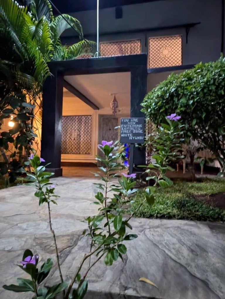 White Nyumba Malindi Exterior foto